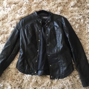 Black Leather Jacket!